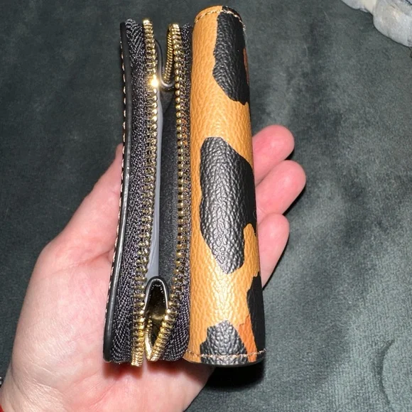 Coach LEOPARD GEORGIE handbag & wallet - Picture 11 of 14